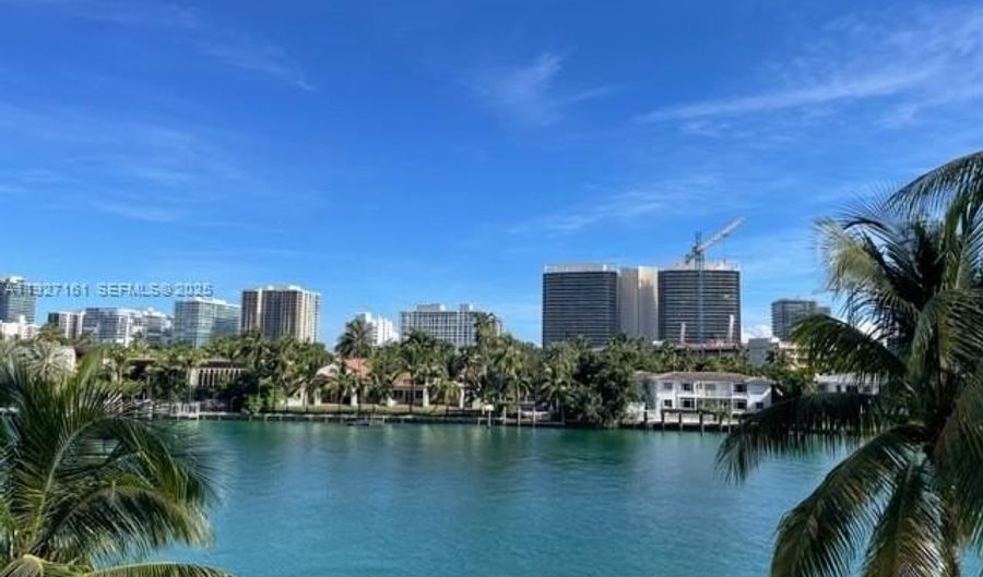 9721 E Bay Harbor Dr 3C, Bay Harbor Islands, FL 33154 - 2 Beds, 2 Bath