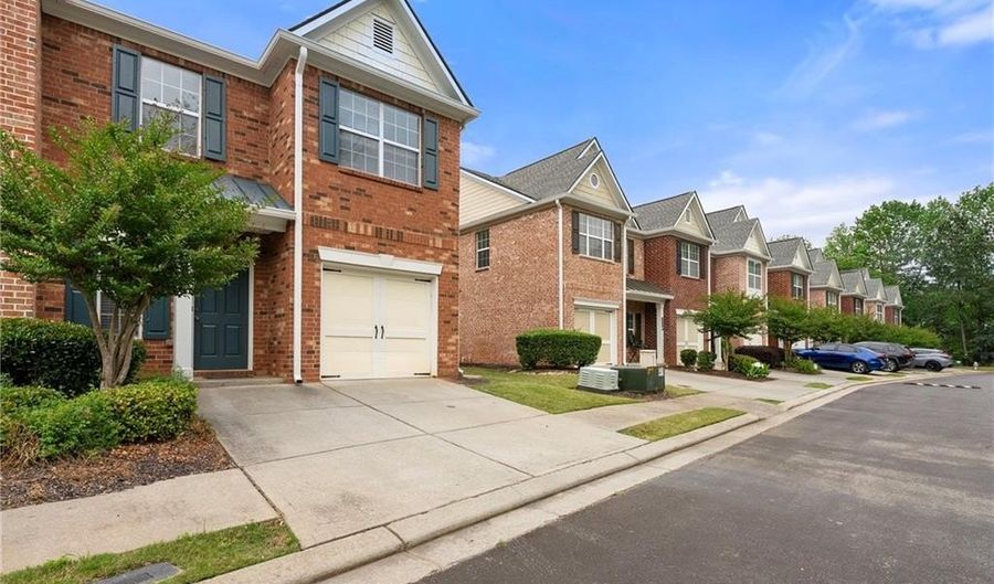 5654 Lawley Dr, Alpharetta, GA 30022 - 3 Beds, 3 Bath