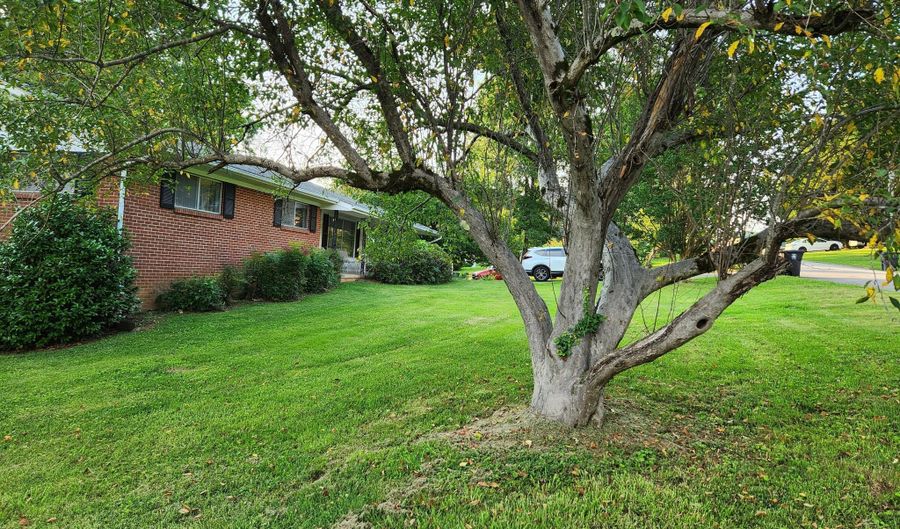 1107 Towanda Trl, Athens, TN 37303 - 3 Beds, 2 Bath