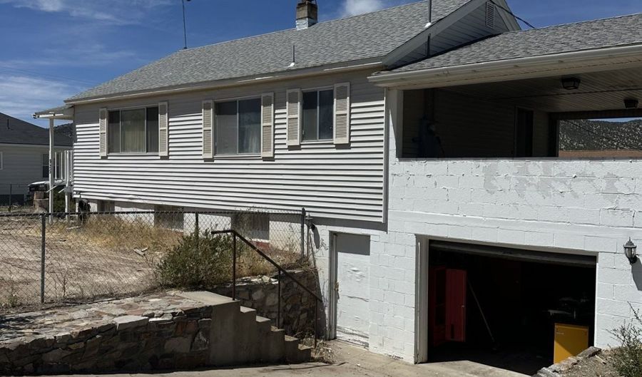 925 AVENUE K, Ely, NV 89301 - 4 Beds, 2 Bath