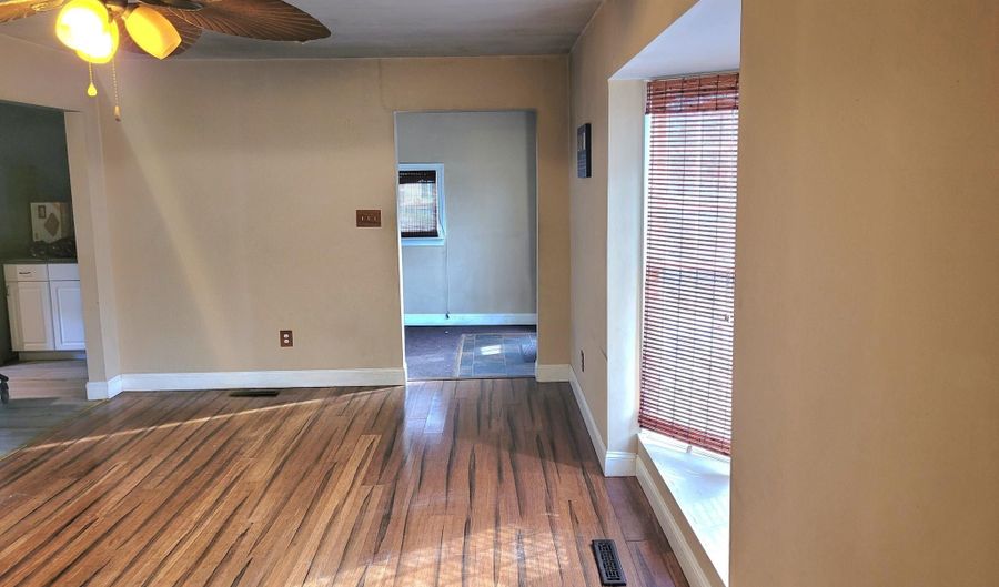 207 GUNNING BEDFORD Dr, Dover, DE 19904 - 4 Beds, 2 Bath