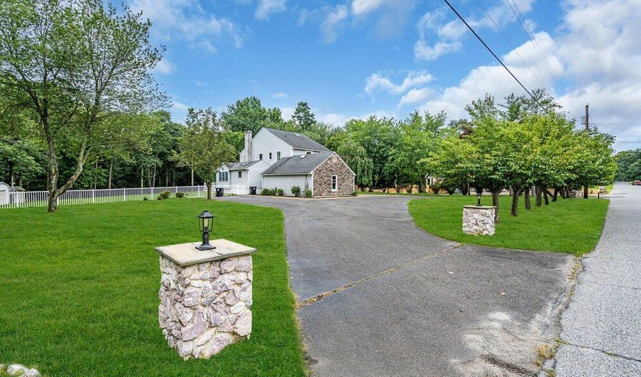 2318 Bartram Ave, Atco, NJ 08004 - 4 Beds, 3 Bath