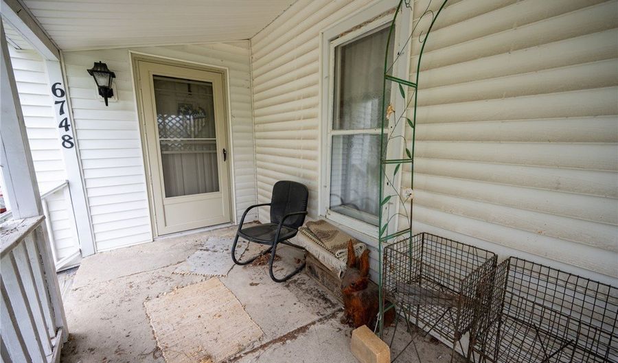6748 Cedar St, Akron, NY 14001 - 3 Beds, 2 Bath
