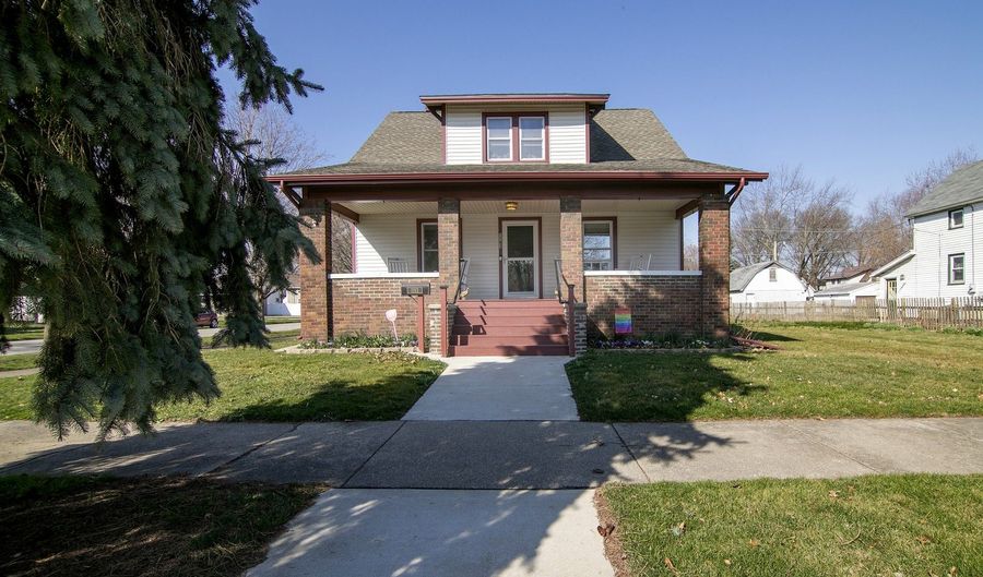 1193 S 4th Ave, Kankakee, IL 60901 - 5 Beds, 2 Bath