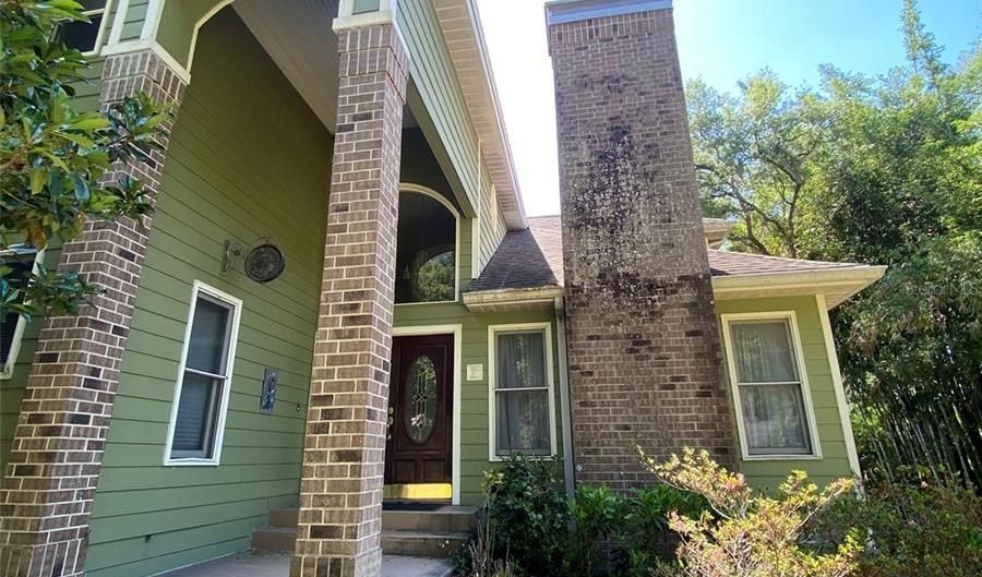 1016 LAKESIDE DR. Dr, Apopka, FL 32712 - 4 Beds, 3 Bath