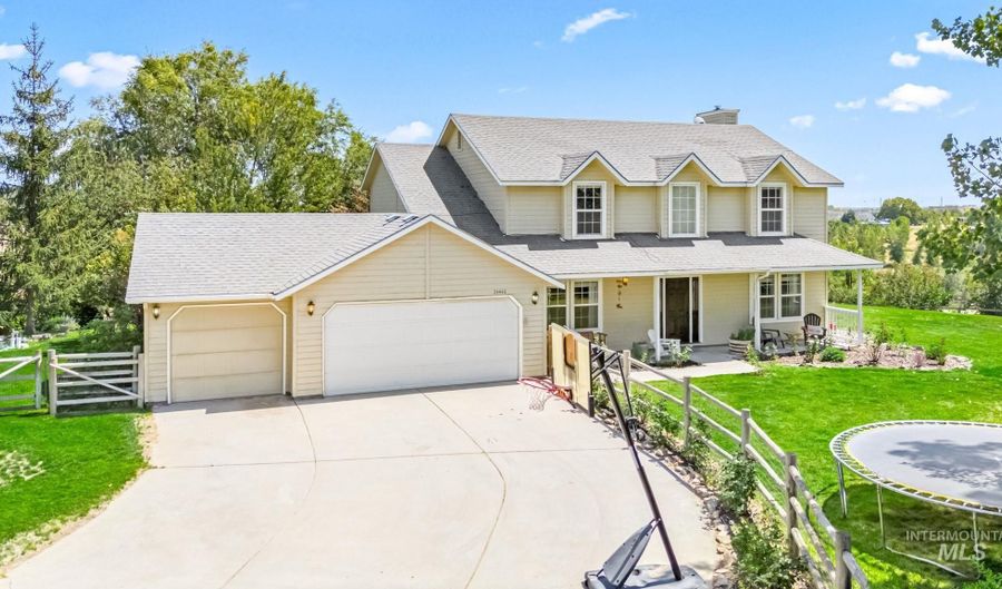 24440 Kenridge Rd, Caldwell, ID 83607 - 4 Beds, 3 Bath