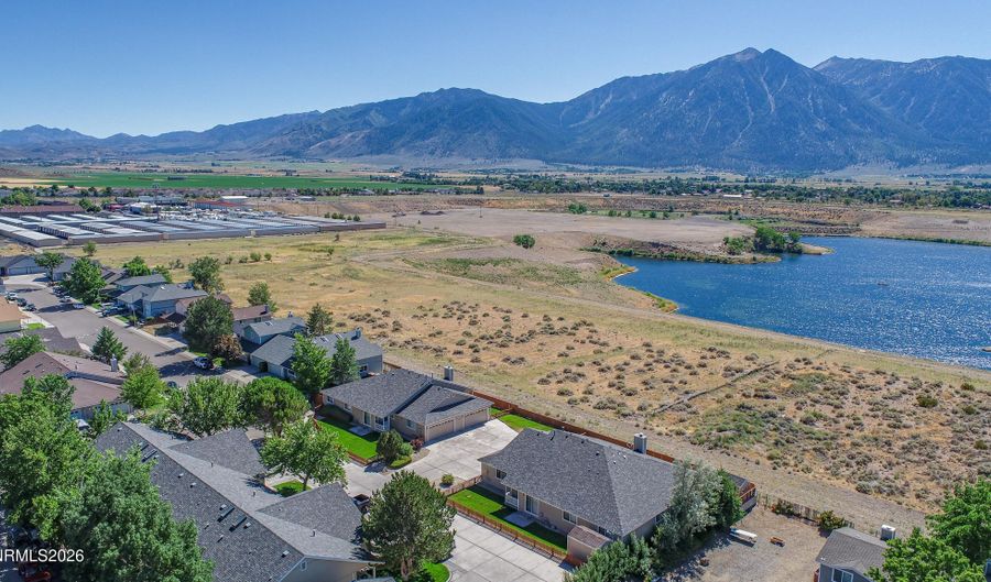 1286 Chardonnay Dr, Gardnerville, NV 89460 - 12 Beds, 8 Bath