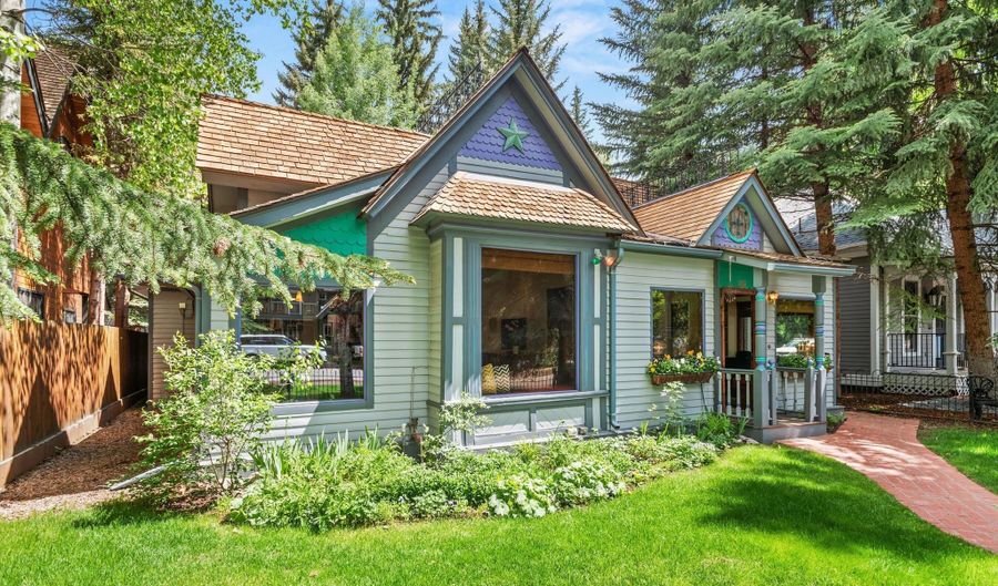 126 W FRANCIS St, Aspen, CO 81611 - 4 Beds, 3 Bath