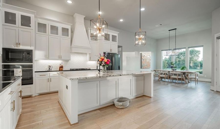 109 Ambrosia Ln, Heath, TX 75032 - 4 Beds, 4 Bath