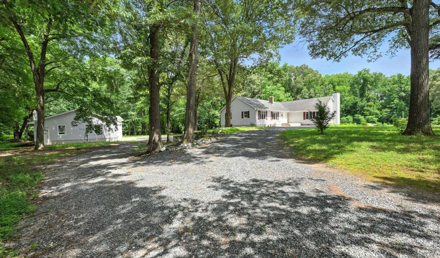 13311 BEAVER DAM Rd, Ellendale, DE 19941 - 3 Beds, 2 Bath