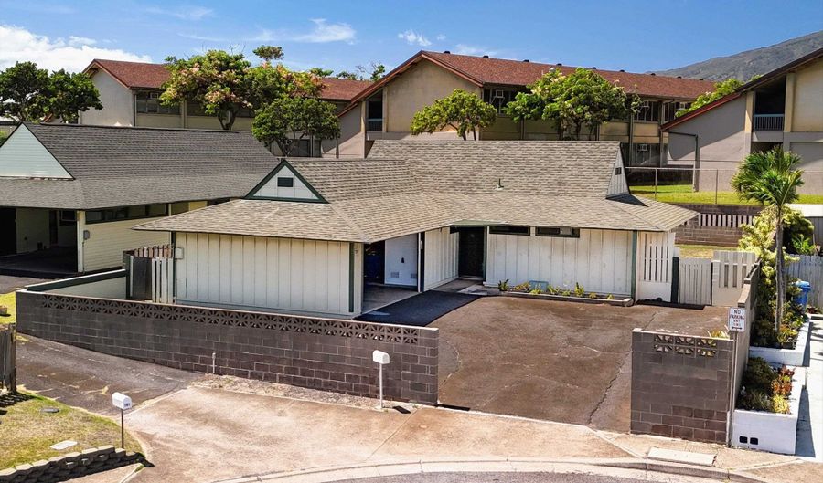 709 Kaulu Pl, Kahului, HI 96732 - 3 Beds, 2 Bath