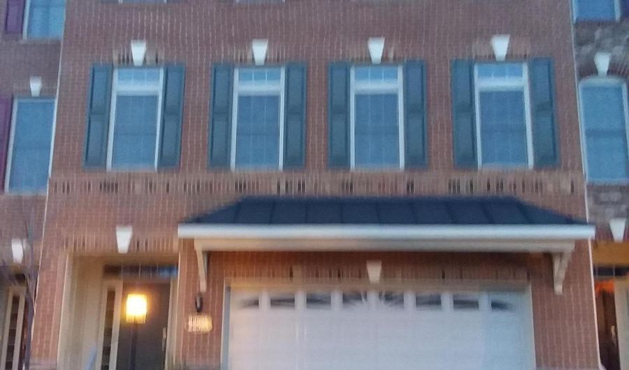 22595 WINDSOR LOCKS Sq, Ashburn, VA 20148 - 3 Beds, 4 Bath