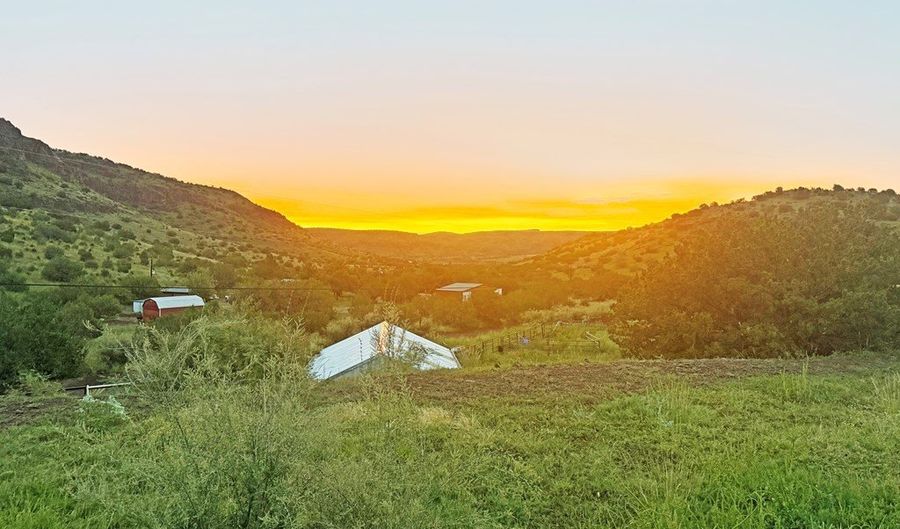 3 Trail Dr, Alpine, TX 79830 - 3 Beds, 2 Bath