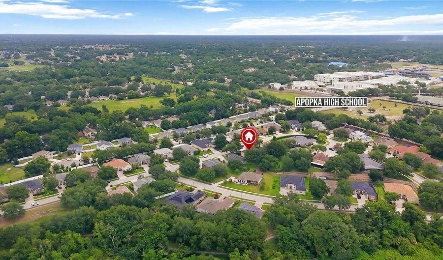 513 PARKSIDE POINTE Blvd, Apopka, FL 32712 - 4 Beds, 3 Bath