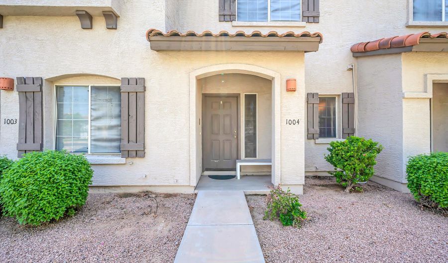1961 N Hartford St 1004, Chandler, AZ 85225 - 2 Beds, 3 Bath
