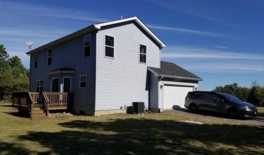 306 Valley View Dr, Albrightsville, PA 18210 - 4 Beds, null Bath