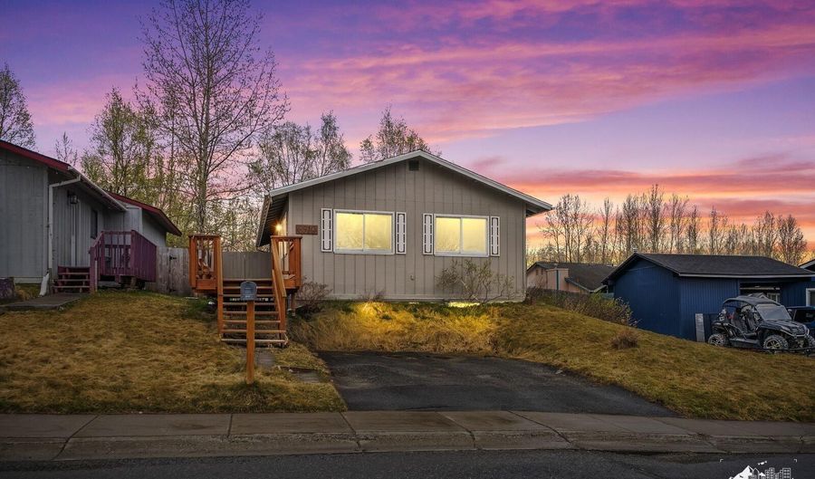 6910 Ryan Ct, Anchorage, AK 99504 - 2 Beds, 2 Bath