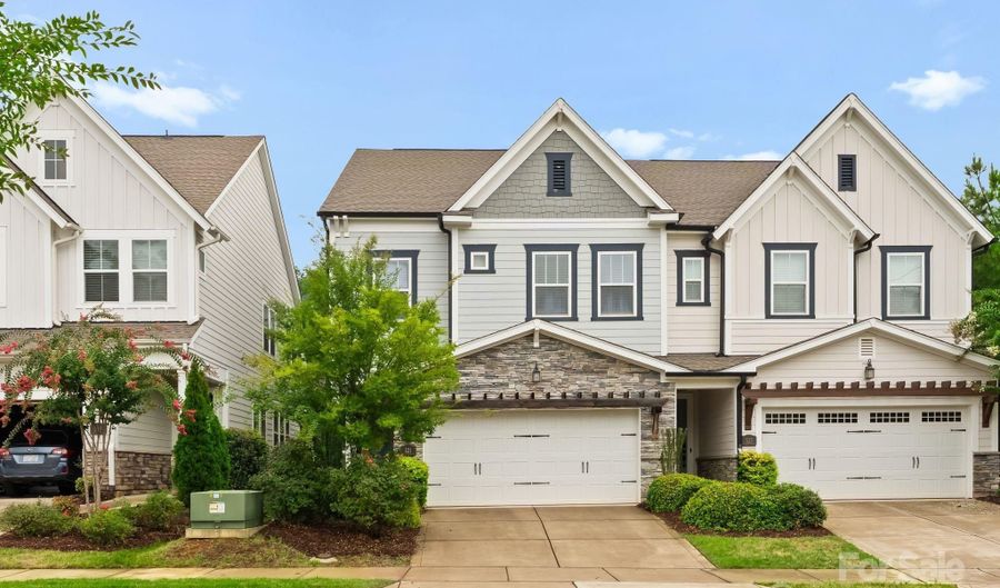 521 Belton St, Charlotte, NC 28209 - 4 Beds, 4 Bath