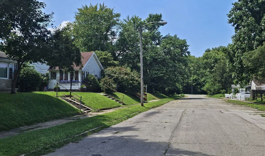 1217 W 1st St, Anderson, IN 46016 - 0 Beds, 0 Bath