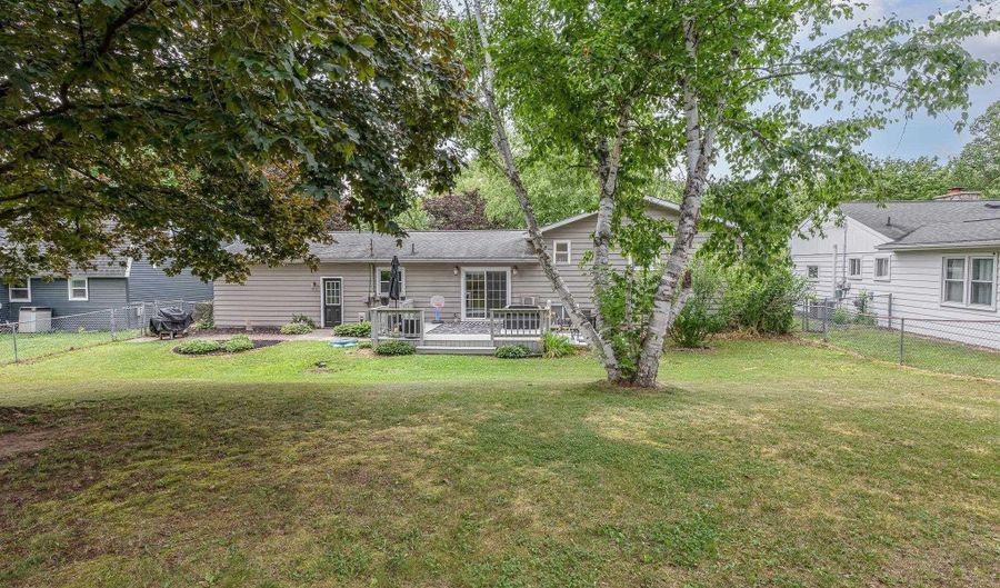 190 Westview Dr, Alma, MI 48801 - 4 Beds, 2 Bath