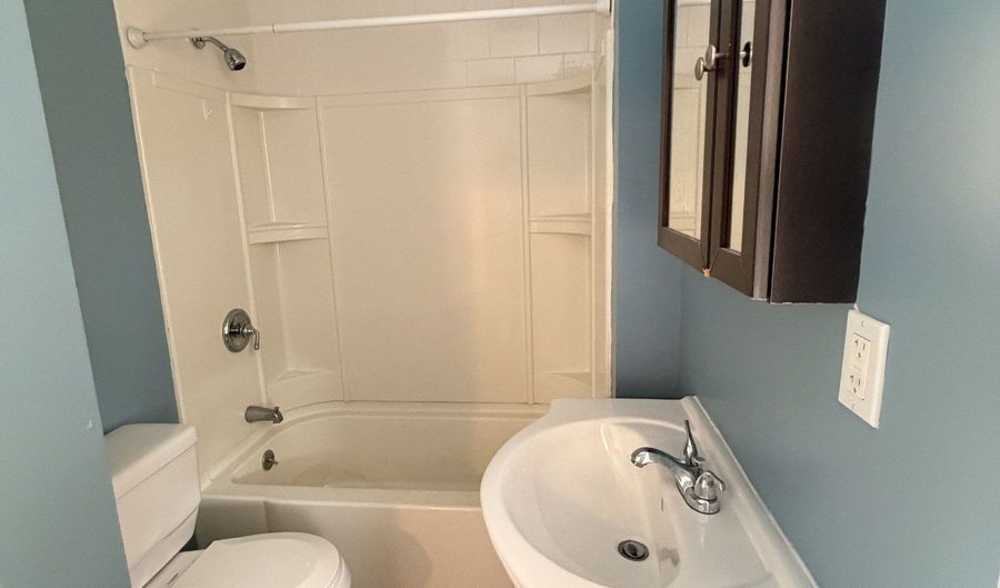 148 Alfred St 2, Bridgeport, CT 06605 - 2 Beds, 1 Bath