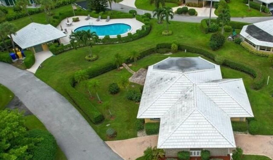 343 Yorktowne Cir, Atlantis, FL 33462 - 2 Beds, 2 Bath