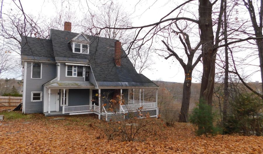 15 Western Promenade, Auburn, ME 04210 - 5 Beds, 0 Bath