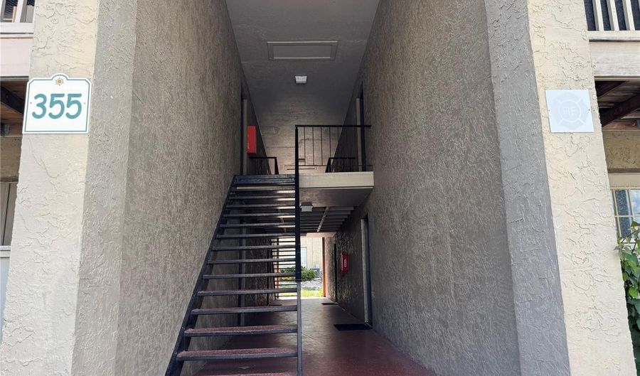 355 WYMORE Rd 202, Altamonte Springs, FL 32714 - 2 Beds, 1 Bath