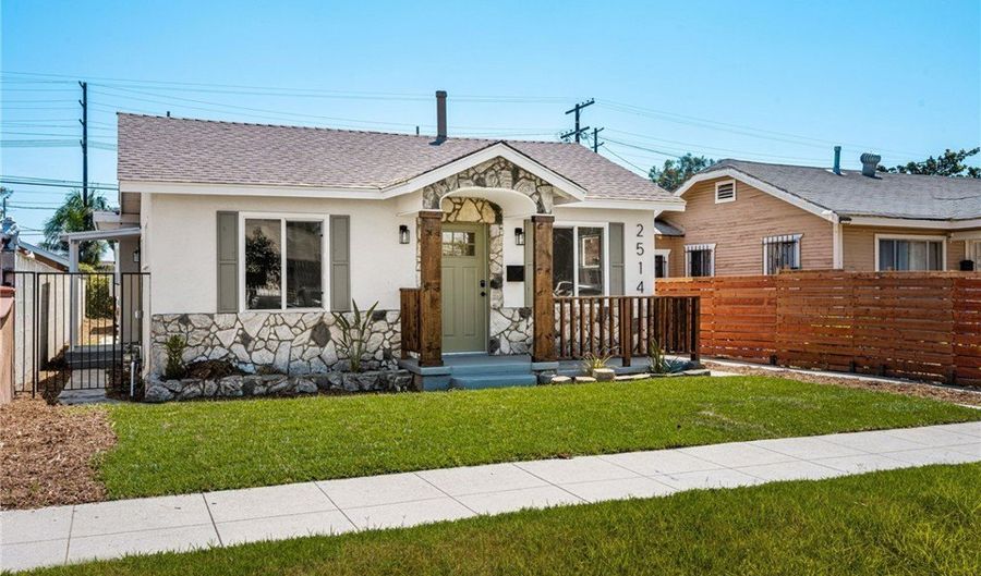 2514 Exposition Pl, Los Angeles, CA 90018 - 3 Beds, 2 Bath