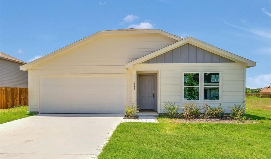 137 Brooke Dr, Alvord, TX 76225 - 4 Beds, 2 Bath