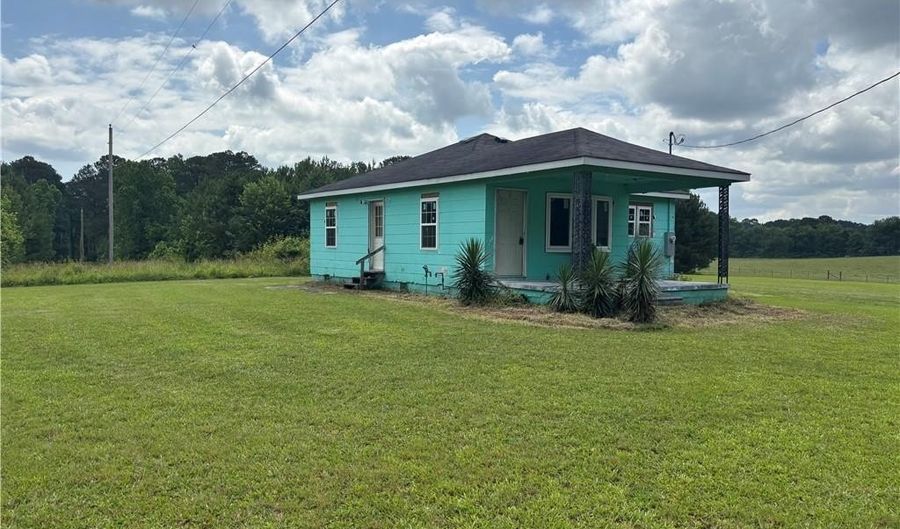 155 Veeler Rd, La Fayette, GA 30728 - 2 Beds, 1 Bath