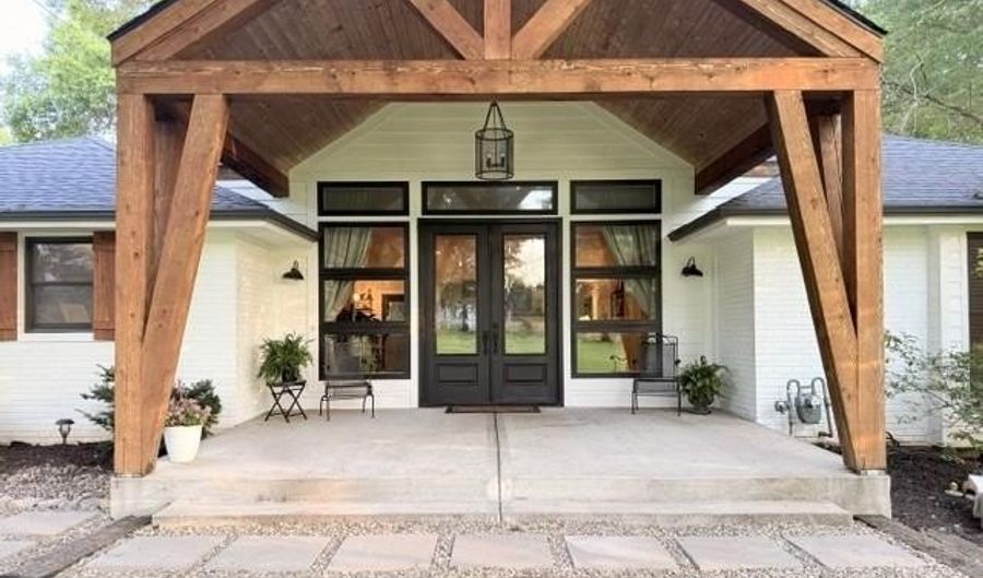13901 Leavenworth Rd, Basehor, KS 66007 - 6 Beds, 4 Bath