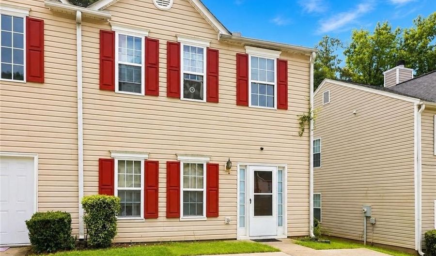 5630 Hampton Ct, Atlanta, GA 30349 - 3 Beds, 3 Bath
