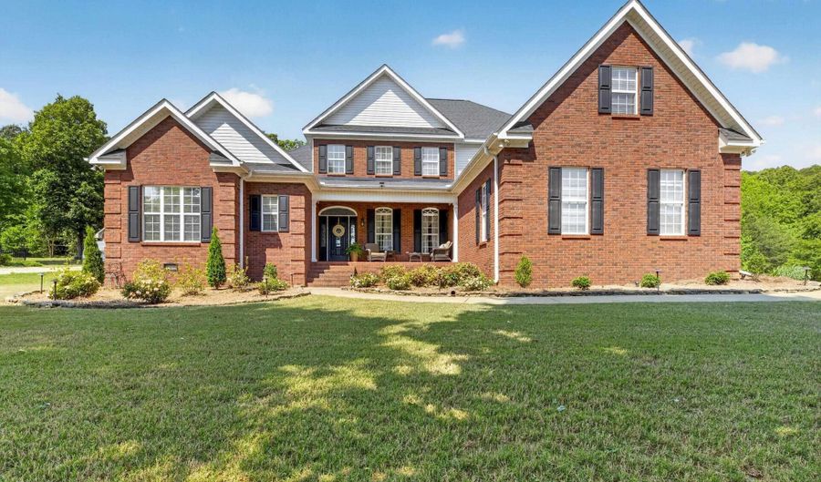 1363 AVALON Ln, Anniston, AL 36207 - 5 Beds, 3 Bath