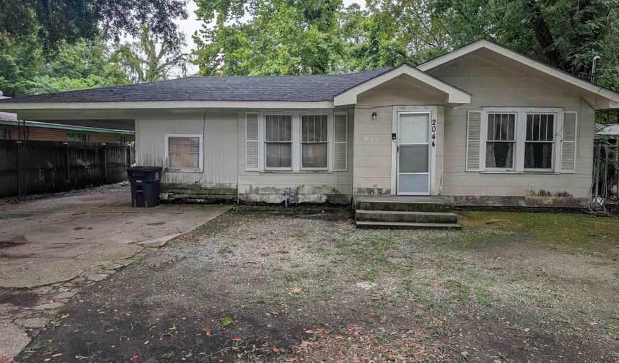 2044 68th Ave, Baton Rouge, LA 70807 - 3 Beds, 1 Bath