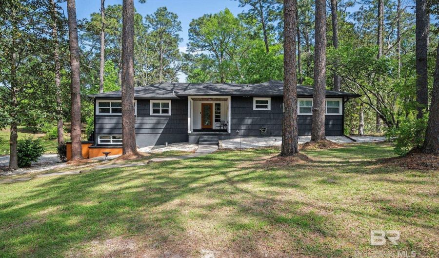 711 E 6th St, Bay Minette, AL 36507 - 5 Beds, 4 Bath
