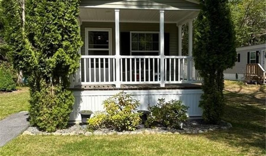 1 Comfort Way, Coventry, RI 02816 - 2 Beds, 2 Bath