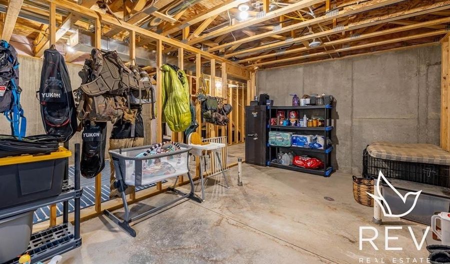 2867 Legacy Ln, Cody, WY 82414 - 3 Beds, 2 Bath