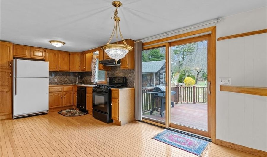 1544 Victory Hwy, Coventry, RI 02827 - 3 Beds, 2 Bath