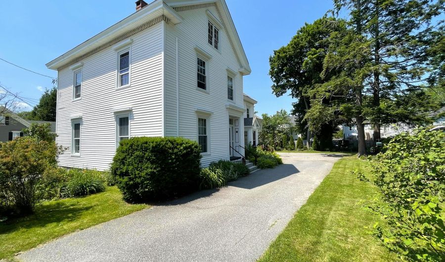 45 Bedford St, Bath, ME 04530 - 4 Beds, 3 Bath