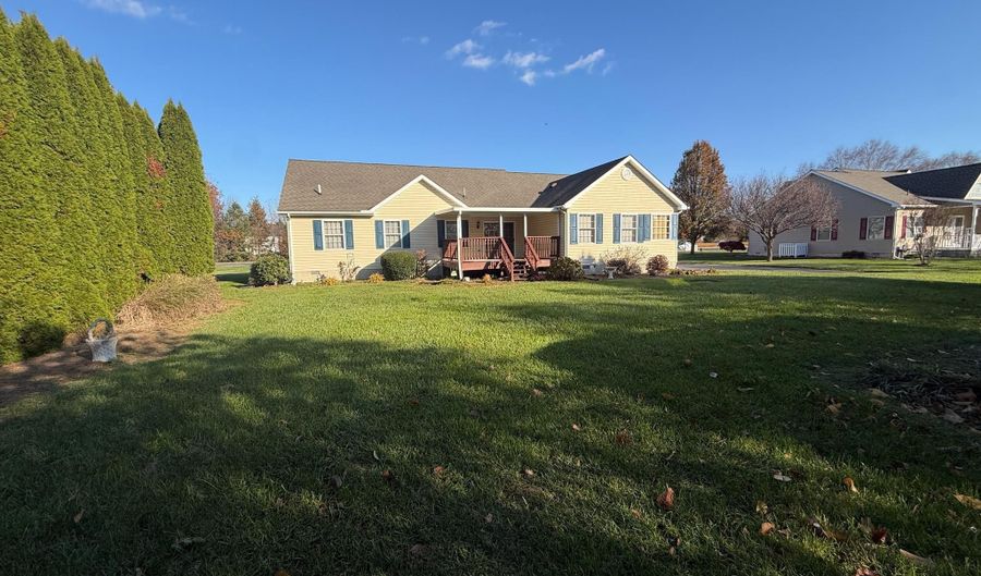 1622 FORREST Ave, Dover, DE 19904 - 3 Beds, 2 Bath