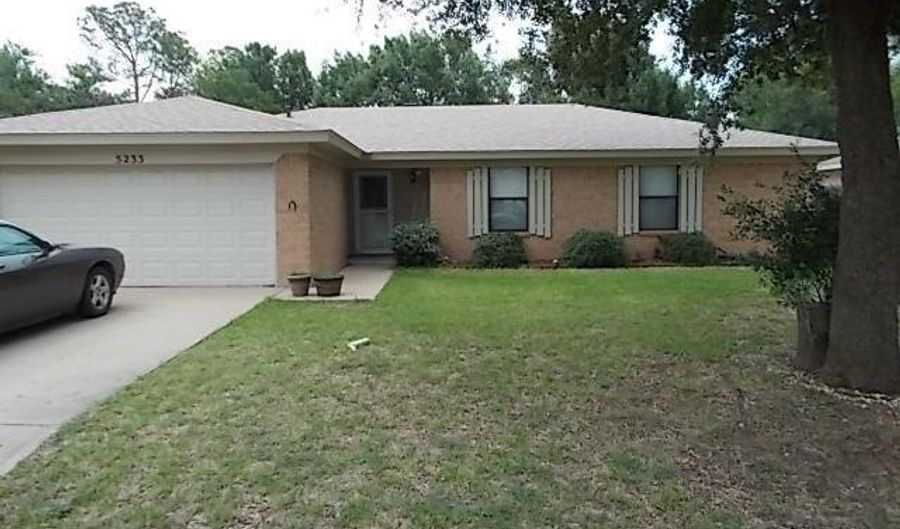 5233 Deerwood Ln, Abilene, TX 79606 - 3 Beds, 2 Bath