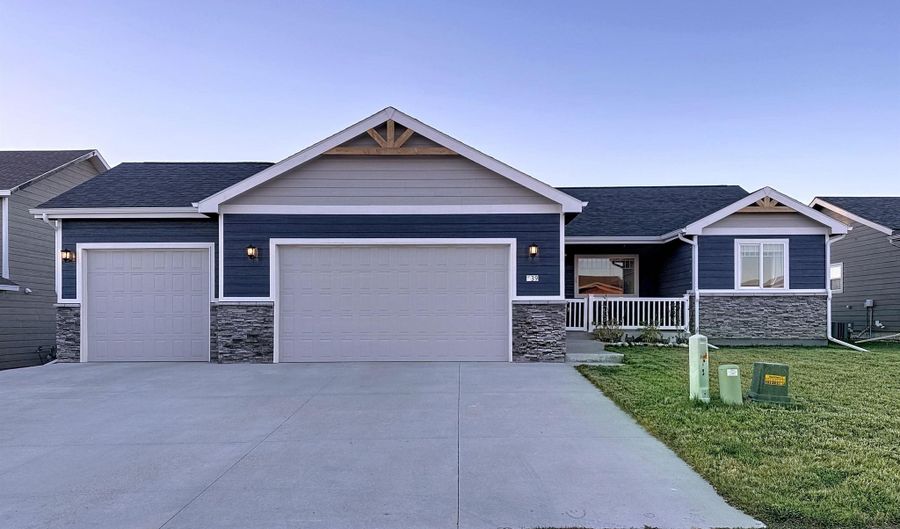 39 Harmony St, Buffalo, WY 82834 - 3 Beds, 2 Bath