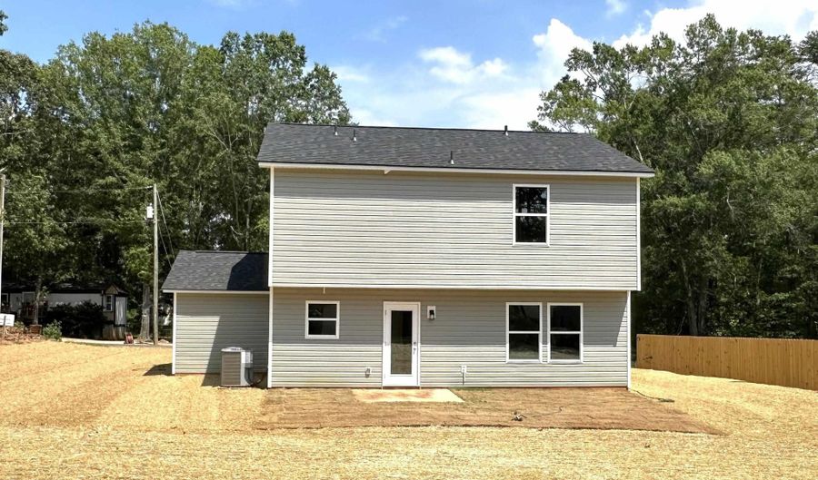 3520 Woodview Dr, Anderson, SC 29624 - 4 Beds, 3 Bath