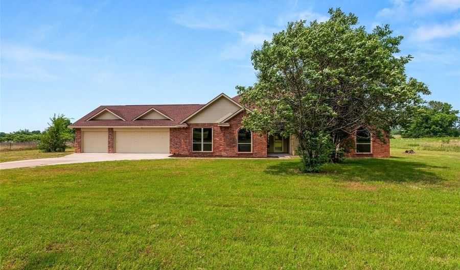1745 County Road 1570, Alba, TX 75410 - 3 Beds, 3 Bath