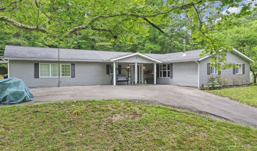 8175 Vore Ridge Rd, Athens, OH 45701 - 3 Beds, 2 Bath