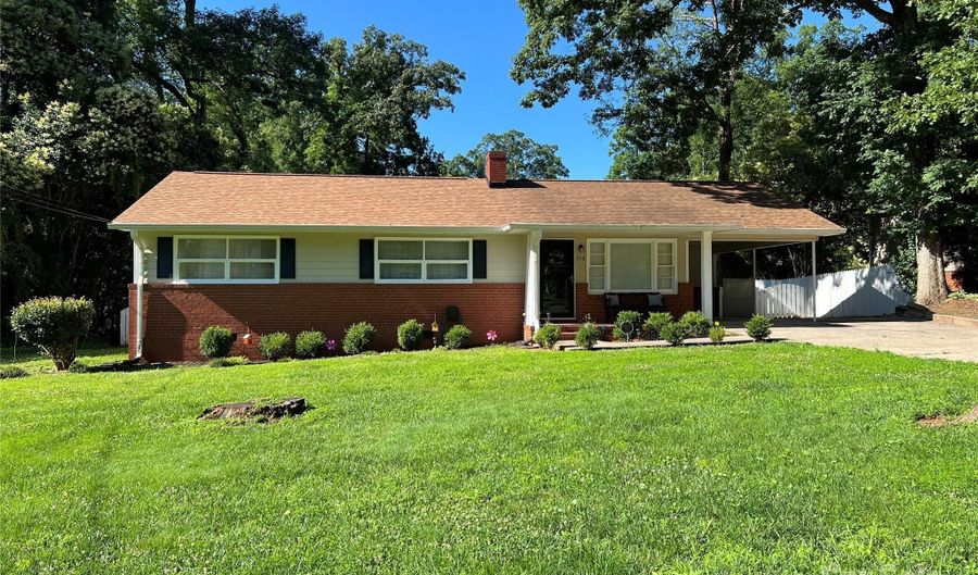708 East St 8,9, Albemarle, NC 28001 - 3 Beds, 2 Bath