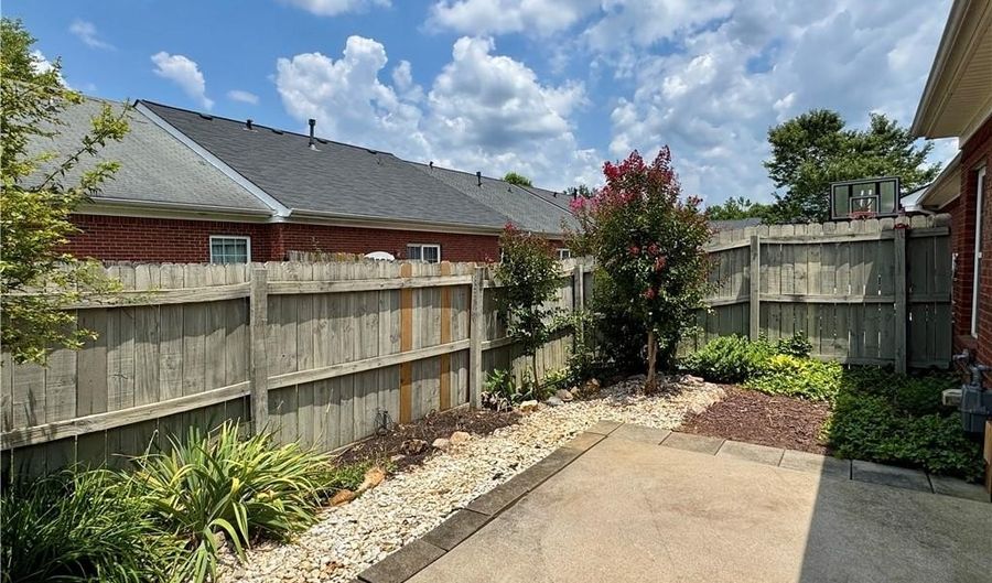 306 Lexy Way, Adairsville, GA 30103 - 2 Beds, 2 Bath