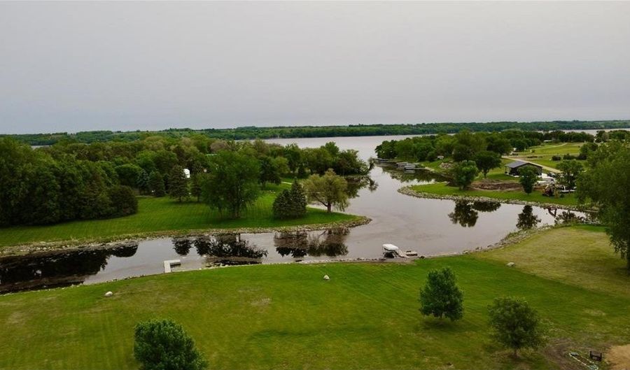 48105 Isaak Ln, Big Stone City, SD 57216 - 0 Beds, 0 Bath