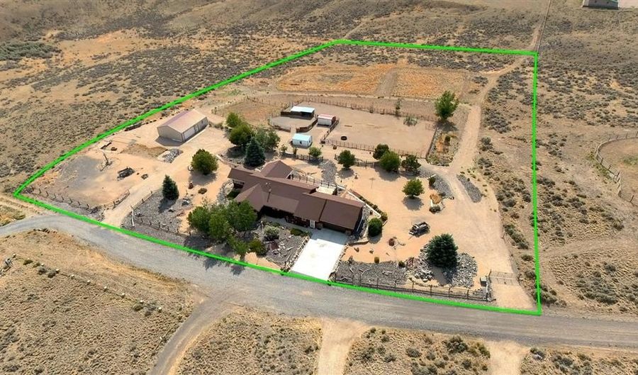 28 Grande View Dr, Cody, WY 82414 - 3 Beds, 2 Bath